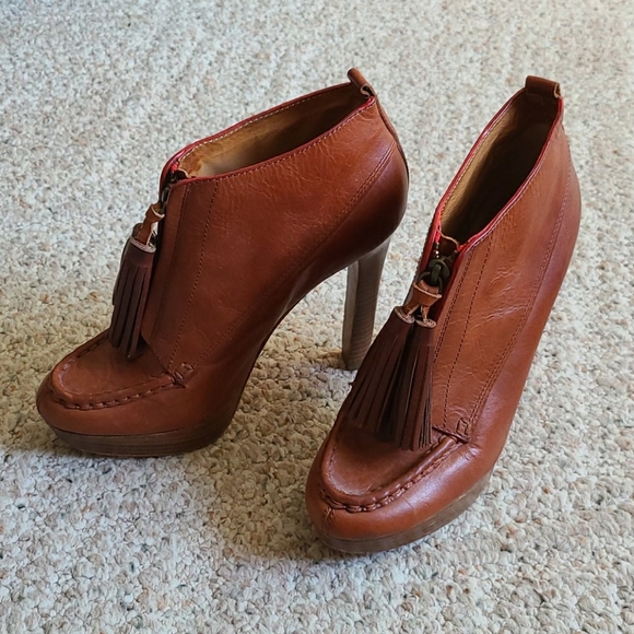 COACH Cary (Q1551) Booties - Picture 1 of 3